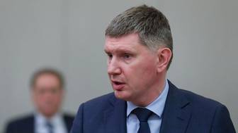 Решетников назвал сложной ситуацию на рынке труда России
