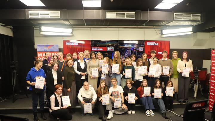 Церемония вручения сертификатов проекта «Наша Москва» прошла в пресс-центре «Вечерней Москвы»