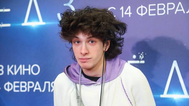 Рэпер Макан уйдет в армию: игнорирование повесток, уголовное дело и явка в военкомат