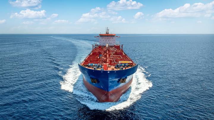 Киев наводнили пираты