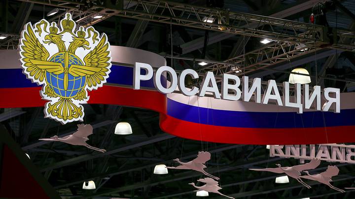 Летевший на Пхукет самолет экстренно вернулся в Москву: причины ЧП, версии произошедшего, реакция пассажиров