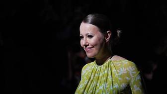 Колье за 16,5 миллиона и огромный торт: как прошел день рождения Ксении Собчак