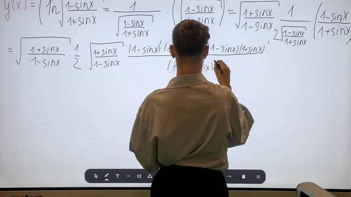 Минпросвещения установило новые нормы количества домашних заданий для школьников Минпросвещения установило новые нормы количества домашних заданий для школьников