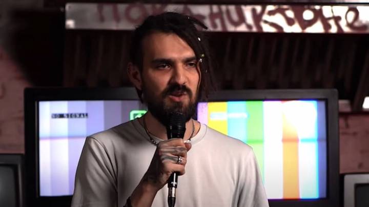 Тонкая игра слов. Возбуди меня завтра в 6:30. Возбуждаешь меня как уголовное. Возбуждаешь меня как уголовное. Возбуждаешь меня как уголовное.