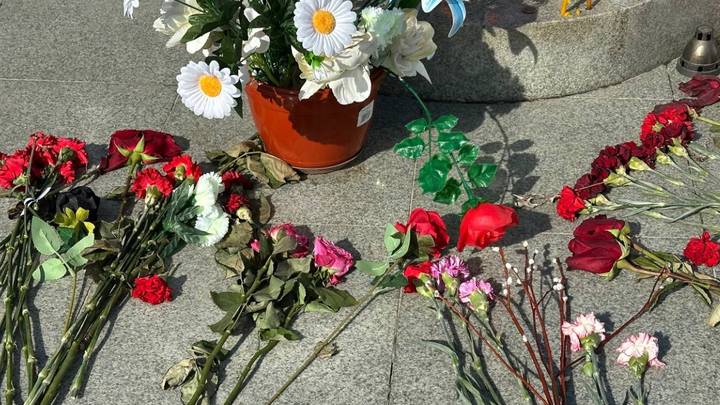 Могила Жанны Фриске / Фото: Вечерняя Москва Могила Жанны Фриске / Фото: Вечерняя Москва