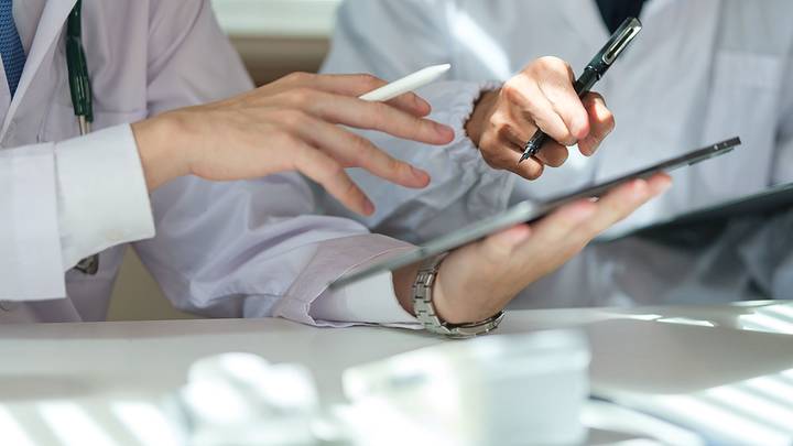 На работу, мюнхгаузены