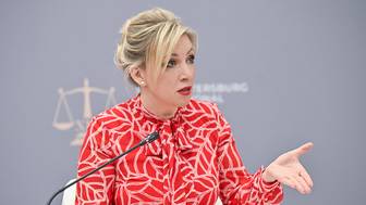 Захарова: Украина использует врачей для пыток российских военнопленных