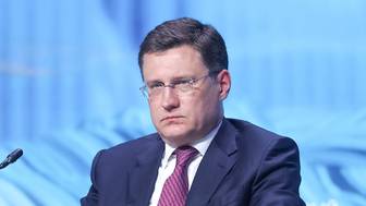 Новак призвал принимать превентивные меры для недопущения дефицита топлива