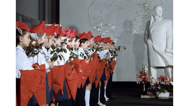 1977 год