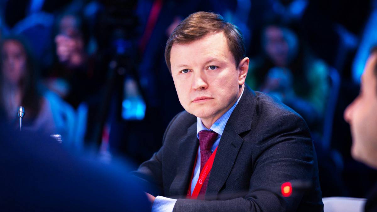 Владимир Ефимов: Инвесторы арендуют по льготной ставке 49 объектов недвижимости по программе «1 рубль за квадратный метр в год»