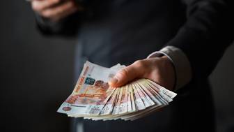 От чего зависит выплата 13-й зарплаты