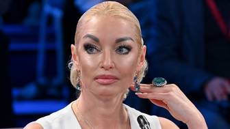 «Остались на улице»: Волочкова рассказала, как потеряла жилье из-за мошенников