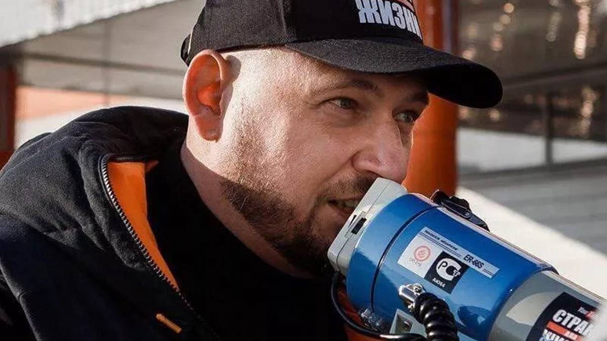 Сергей Тихановский обвинил жену в использовании его образа для грантов