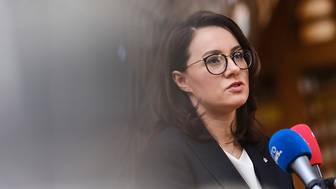 Зеленский сообщил об уходе Свириденко с поста премьер-министра Украины