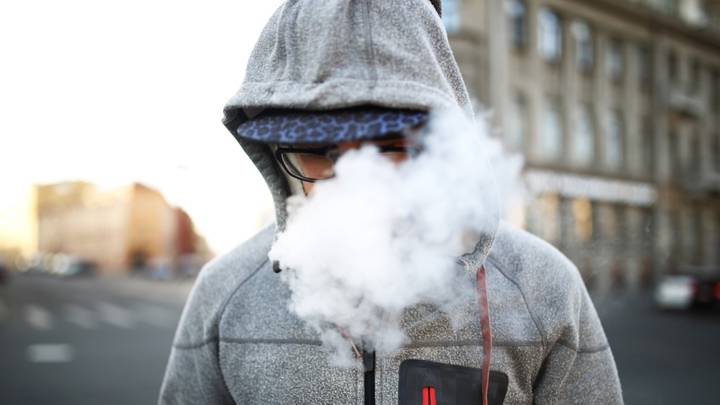 Когда дело не табак: нужен ли полный запрет вейпов в России