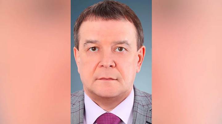 Бывший вице-президент «Транснефти» выпал из окна: кто еще из нефтяников погибал при странных обстоятельствах