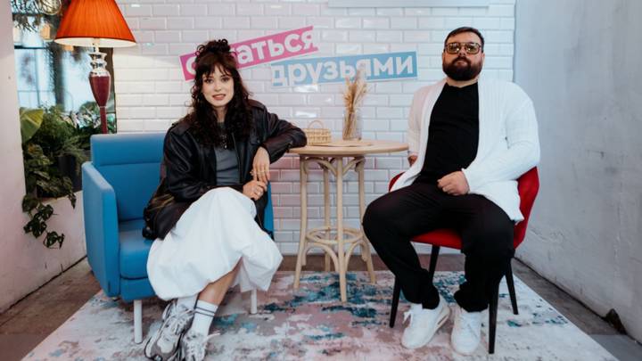 Актриса Александра Власова с партнером по сериалу Никитой Никитиным