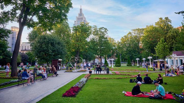 Любовь, органные концерты и подлодка: топ необычных экскурсий в парках от «Лета в Москве»