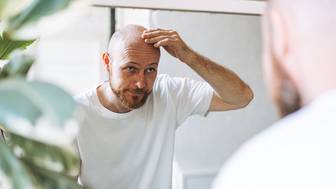 Ученые выяснили, что COVID-19 провоцирует телогеновую алопецию