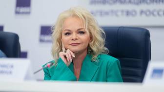 Долину требуют лишить пруда в Мытищах: кто подал на нее в суд и кого еще из звезд лишали имущества