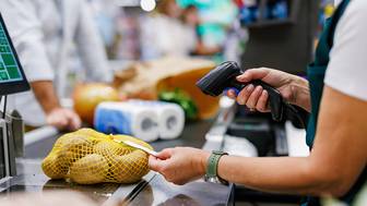 Какие продукты подорожали, а какие подешевели в 2026 году