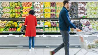 Кому в России питаться дороже: мясоеду или вегетарианцу