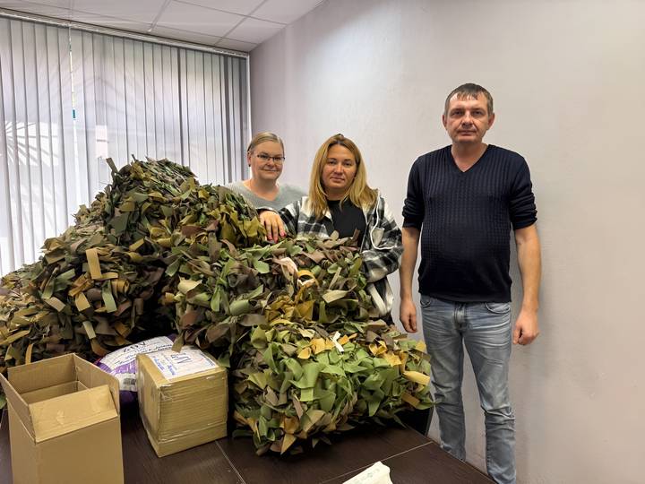 Волонтеры Таганского района еженедельно отправляют помощь бойцам СВО