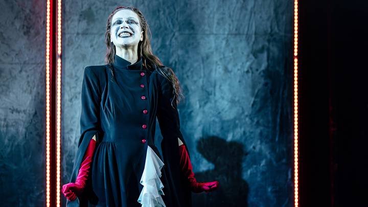 Объявлена программа фестиваля «Биеннале театрального искусства. Уроки режиссуры — 2025»