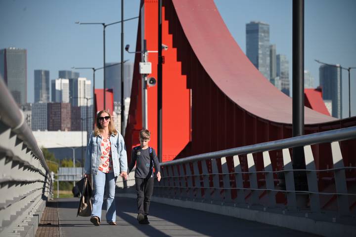 Соединяя берега и эпохи