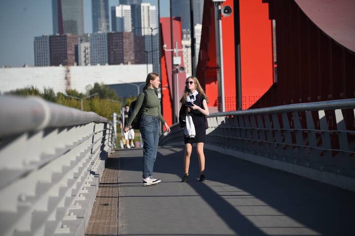 Соединяя берега и эпохи