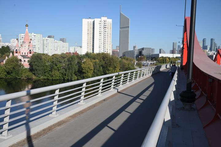 Соединяя берега и эпохи