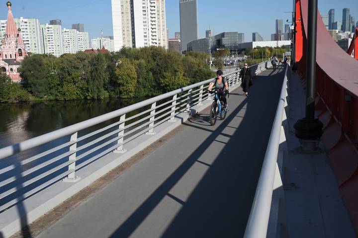 Соединяя берега и эпохи