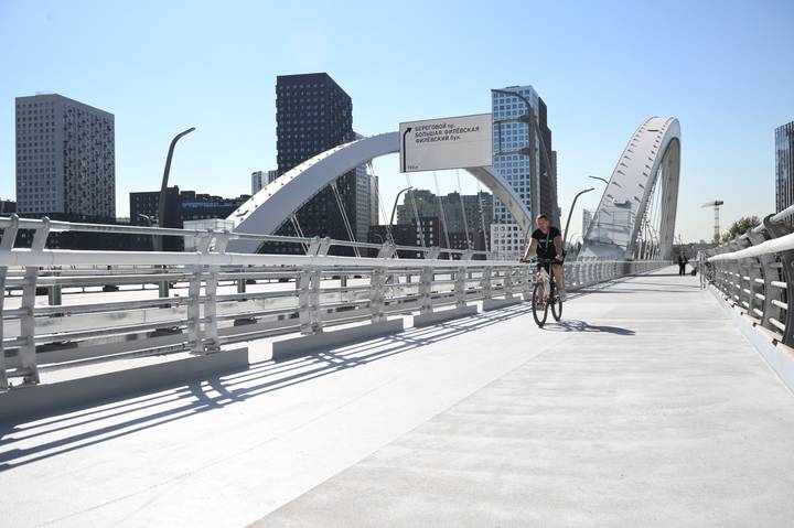 «Космический» прорыв или мост, который ждали жители столицы