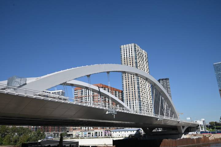 «Космический» прорыв или мост, который ждали жители столицы