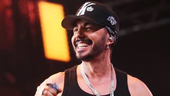 Шоумен Родригез тайно смотрел старые сериалы с актрисой Кабак