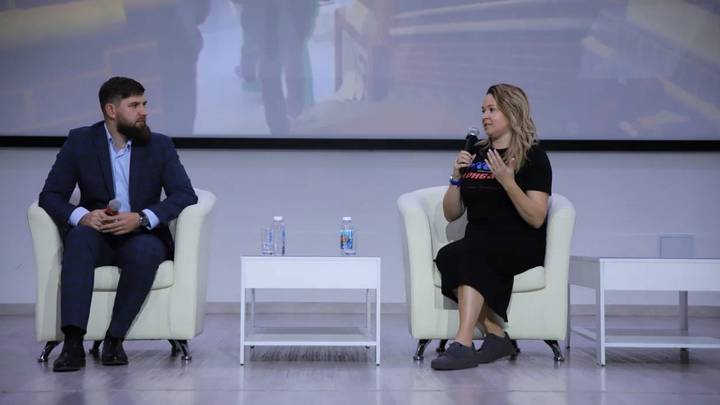 Патриотический форум объединил ветеранов СВО, волонтеров и молодых москвичей