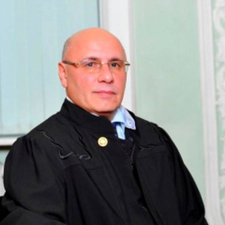 Валерий Тарасов