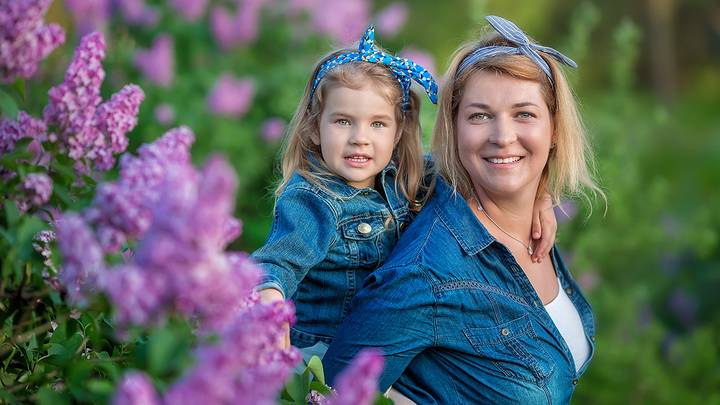 Как День матери отмечают в разных регионах России