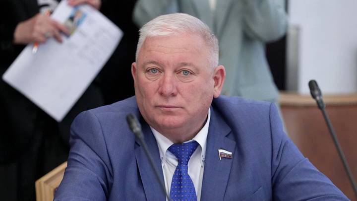 Бывший депутат Анатолий Вороновский