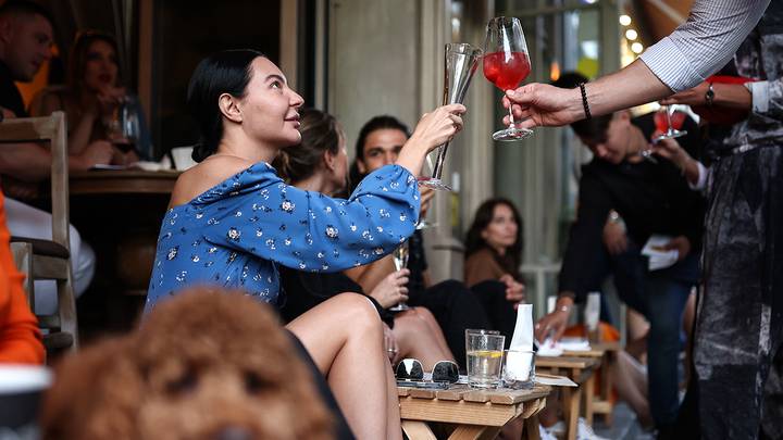 Почему на Патриарших закрываются рестораны