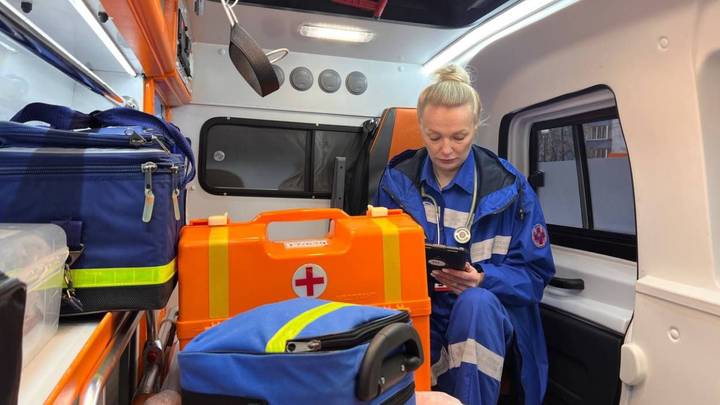 Служба неотложной помощи Москвы: как работает и к каким пациентам приезжает