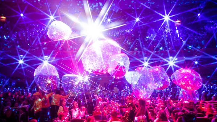 Новогодние елки 2025–2026 для детей в Москве