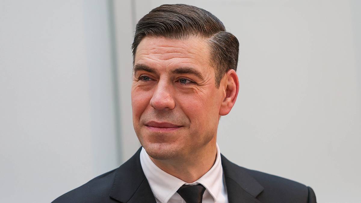 Дмитрий Дюжев стал новым ведущим «Модного приговора» на Первом канале
