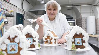 Как приготовить пряничный домик на Новый год: пошаговый рецепт