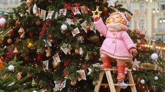 На фестивале «Путешествие в Рождество» предприниматели поддерживают бойцов СВО