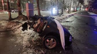 Молодой водитель с несовершеннолетней девушкой погибли в ДТП в Вологде