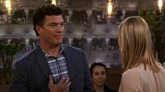 Актер из сериала «Друзья» Пэт Финн умер в возрасте 60 лет