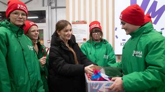 Жители ЗелАО могут передать гуманитарную помощь на площади Юности в Матушкине