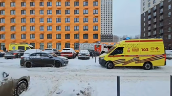 На подземной парковке в столичном ЖК сгорела машина