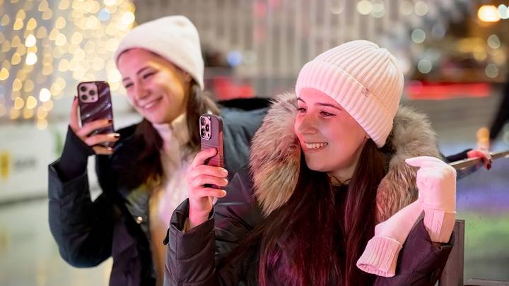 Торжественное открытие катка ВДНХ / Фото: Дмитрий Дубинский / Вечерняя Москва